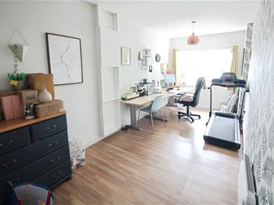 Bedroom/Office